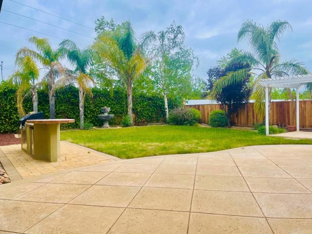2958 Bresso Drive, Livermore CA: https://media.crmls.org/mediaz/58babd3f-ddaf-44e7-9fab-25e698938037.jpg