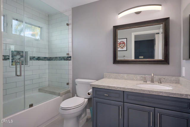 2021 Brittany Park Road, Camarillo CA: https://media.crmls.org/mediaz/58bb2bb6-1d0b-427b-a794-24b3c86f5218.jpg
