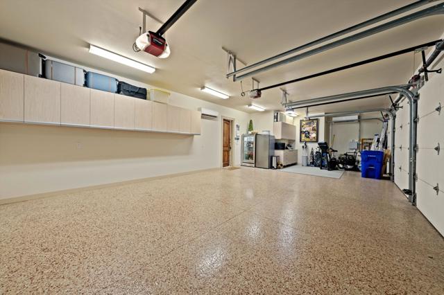 28 Grande View Court, Rancho Mirage CA: https://media.crmls.org/mediaz/58bbcbfa-1241-42d0-897d-a83bd83be5ad.jpg