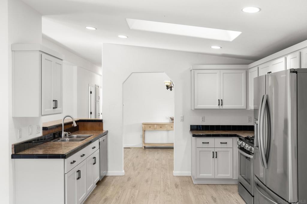 13314 Buena Vista St - photo 2