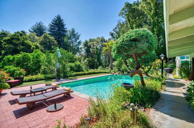699 Felton Empire Road, Felton CA: https://media.crmls.org/mediaz/58bcd1e0-b2bc-4618-9d71-c1eb82987179.jpg