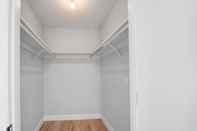 988 S Arnold Way, Half Moon Bay CA: https://media.crmls.org/mediaz/58bebdc8-1841-4b97-b946-3941fb2bc8c4.jpg