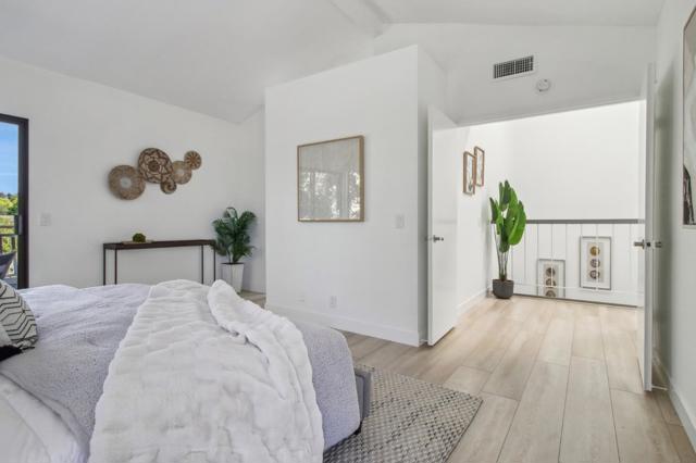 1 Spinnaker Place, Redwood City CA: https://media.crmls.org/mediaz/58befbb6-5d25-4cfd-aa0f-6eafd0d99368.jpg