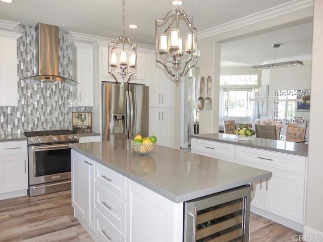 4982 Lassen Drive, Oceanside CA: https://media.crmls.org/mediaz/58bf0f25-c258-4a33-b1a1-db4f3ad478ec.jpg