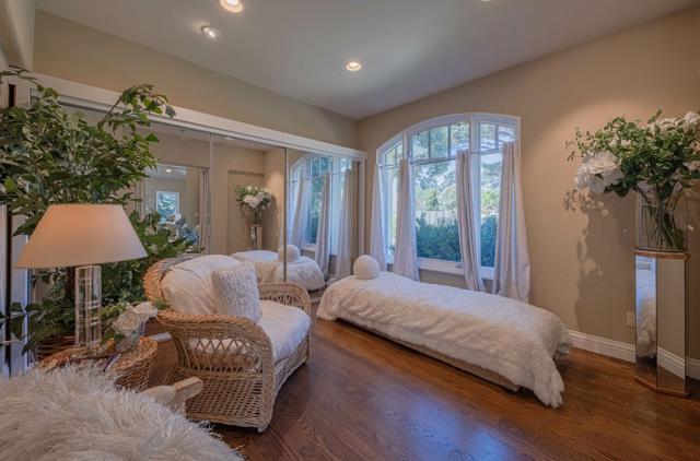 471 El Dorado Street, Monterey CA: https://media.crmls.org/mediaz/58c01200-3086-4470-a730-64311efdae5d.jpg