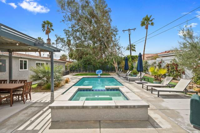 3059 N Biskra Road, Palm Springs CA: https://media.crmls.org/mediaz/58c0ef27-4987-46b2-a63d-4be5f1f20488.jpg