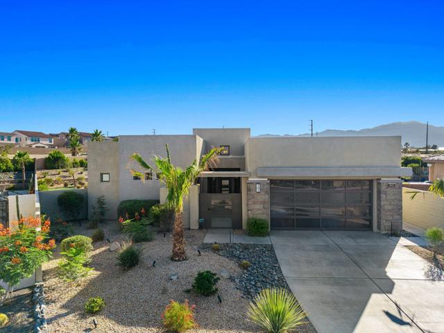 74425 Zeppelin Drive, Palm Desert CA: https://media.crmls.org/mediaz/58c292b6-5ced-4190-a270-2a77c51a640f.jpg