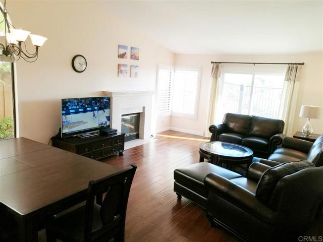 4251 Sturgeon Ct, San Diego CA: https://media.crmls.org/mediaz/58c2a09a-462e-43c7-b1a8-7250461eeeb9.jpg