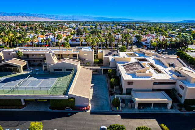 255 S Avenida Caballeros #302, Palm Springs, CA 92262