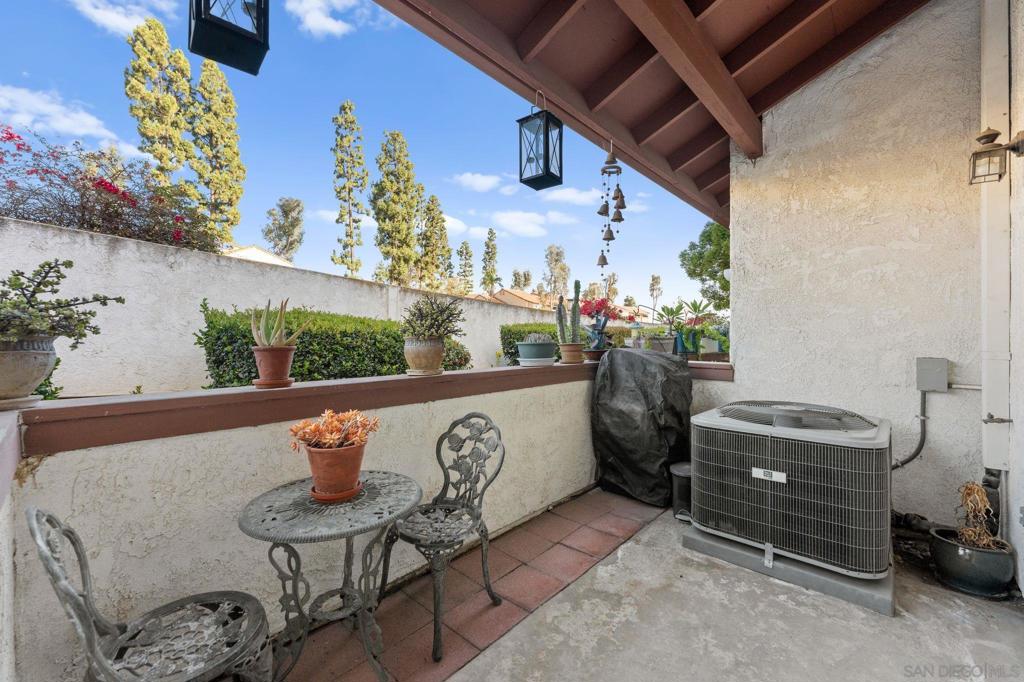 3566 Mission Mesa Way - photo 4