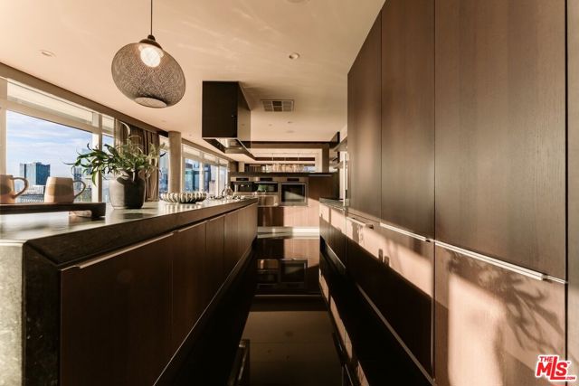 3 Bed Home for Sale in Los Angeles, California