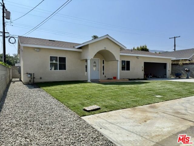 1221 N Azusa Avenue, Azusa CA: https://media.crmls.org/mediaz/58c53e46-ad1d-46b8-8a85-3a48729513da.jpg