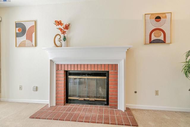 Image 11 of 58 For 42210 Live Oak Cir