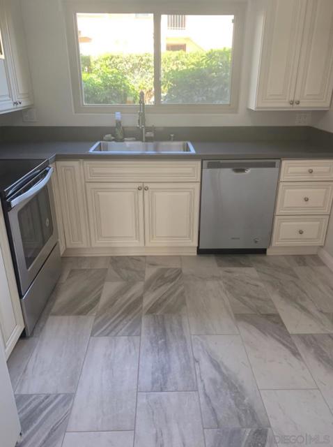6808 Hyde Park Drive, San Diego CA: https://media.crmls.org/mediaz/58c6e6fe-d67b-4fc5-8d66-0e5fa387a440.jpg