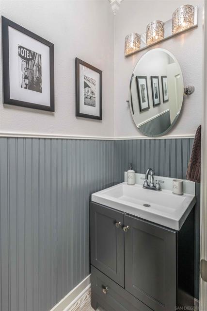 1393 Cattail Court, San Marcos CA: https://media.crmls.org/mediaz/58c7a4df-be60-46a7-b920-96e035286605.jpg