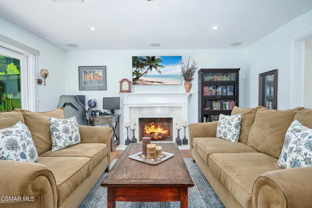 1841 Fallview Road, Westlake Village CA: https://media.crmls.org/mediaz/58c80e24-7f5c-46fa-a1eb-6f597cf1047a.jpg
