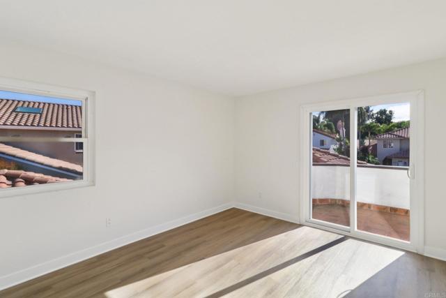 2933 Via Emerado, Carlsbad CA: https://media.crmls.org/mediaz/58c854a5-1f4b-49e7-afa2-5622b20d4346.jpg