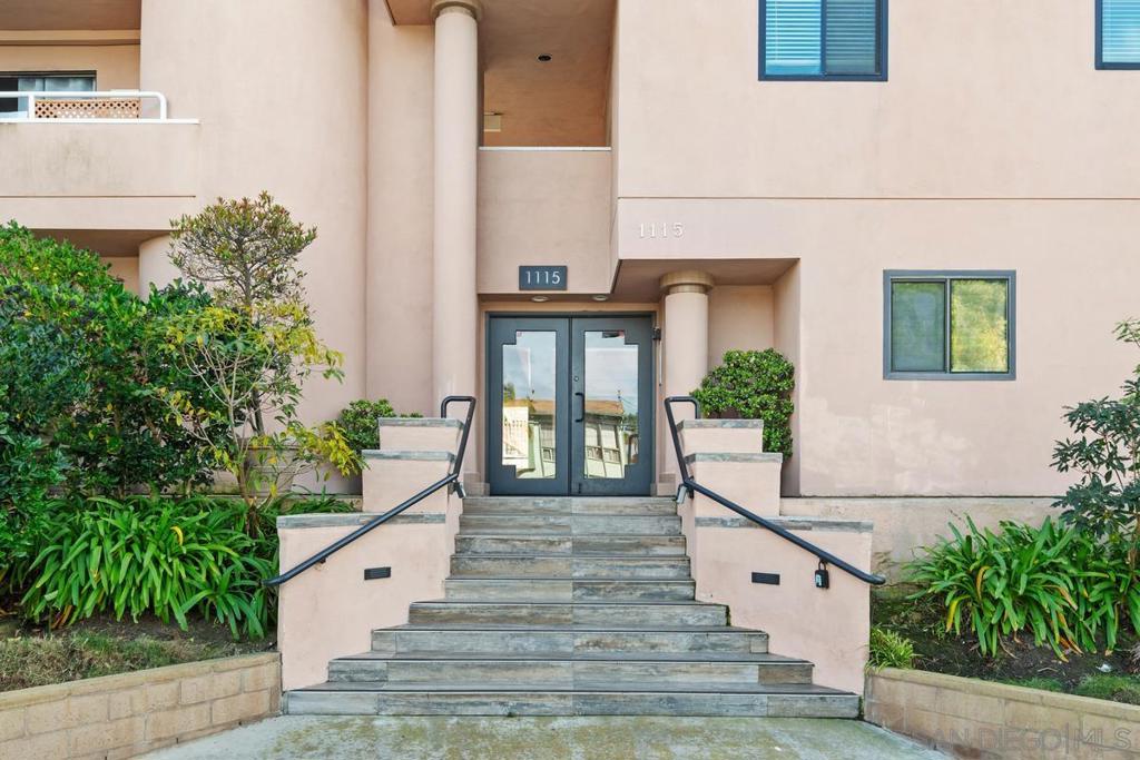 1115 Pearl St #3