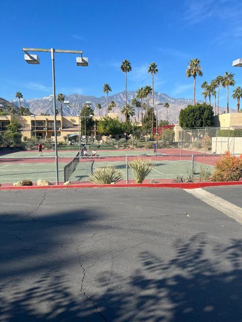 5300 E Waverly Drive, Palm Springs CA: https://media.crmls.org/mediaz/58ca11e6-01f6-43bf-838f-c1f27369b888.jpg