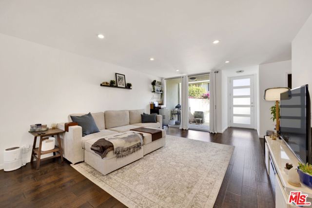5215 Sepulveda Boulevard, 2C photo 7