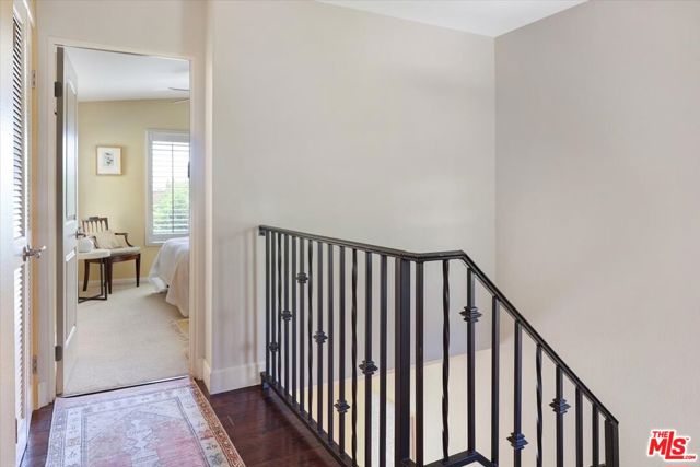 208 Villorrio Drive, Palm Springs CA: https://media.crmls.org/mediaz/58ca5eea-1498-4258-b32e-1deab9327fb5.jpg