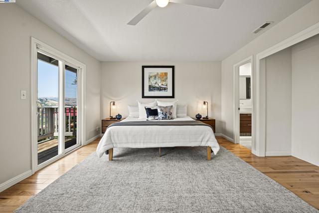 6408 Boone Dr, Castro Valley CA: https://media.crmls.org/mediaz/58cb57a3-64dd-4df2-97bd-a03df784efca.jpg