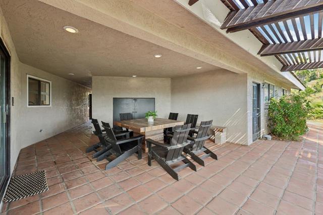 26086 Bear Valley Heights Road, Escondido CA: https://media.crmls.org/mediaz/58ccee19-dbaf-4689-a314-ce807c32622a.jpg
