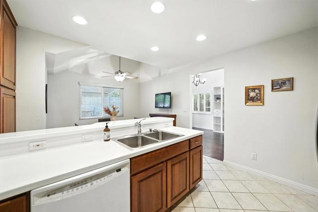 Detail Gallery Image 24 of 51 For 4532 Villas Dr, Bonita,  CA 91902 - 3 Beds | 2/1 Baths