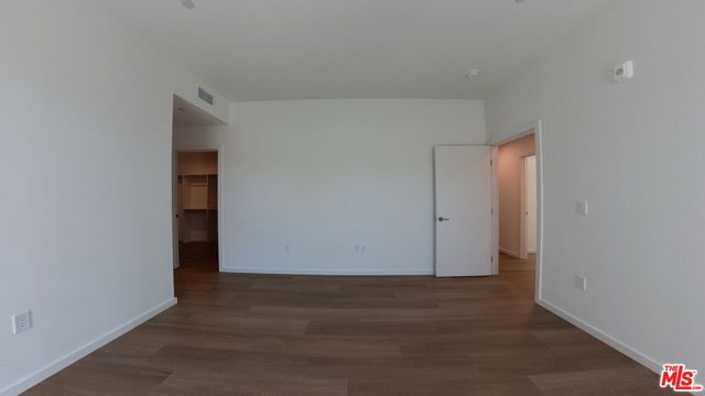 5119 Colfax Avenue, 203 photo 14