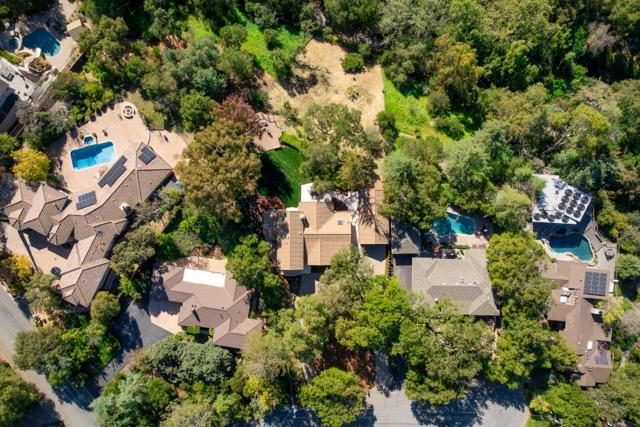 475 Fir Lane, Los Altos CA: https://media.crmls.org/mediaz/58ce78cc-b6d8-4e4c-a956-08fa87016ffd.jpg