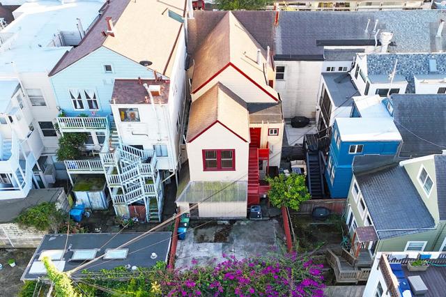 3234 Clement Street, San Francisco CA: https://media.crmls.org/mediaz/58ce7c01-cd80-4bb0-acc4-e0dadf46abf0.jpg