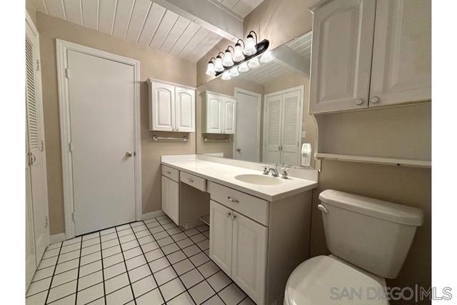 920 Country Club, Coronado CA: https://media.crmls.org/mediaz/58cf3c4e-e1be-4e2c-8784-c0ffa20c008d.jpg