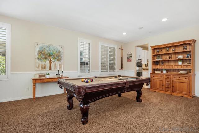 17253 4S Ranch Parkway, San Diego CA: https://media.crmls.org/mediaz/58cfeed6-9094-4654-b24a-a6d5375f402b.jpg