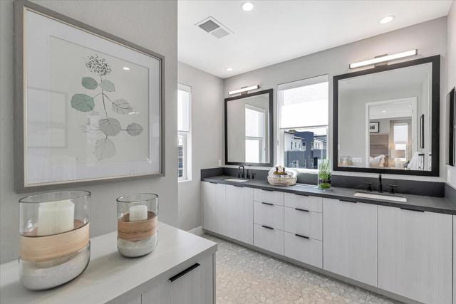 1029 Sinopia Terrace, San Ramon CA: https://media.crmls.org/mediaz/58d0b35f-0e1f-41b8-984e-d9e036e1fc77.jpg