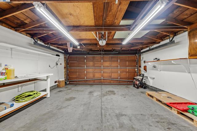 5645 Lemke Pl, Fremont CA: https://media.crmls.org/mediaz/58d0f089-ba4b-4b17-b2d2-f87e810c0b10.jpg