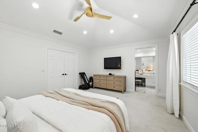 3225 Bear Creek Drive, Newbury Park CA: https://media.crmls.org/mediaz/58d28ed5-f5a7-4977-8c46-3daae5c5e65d.jpg