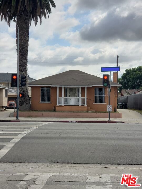 1156 W Florence Ave, Los Angeles, CA 90044