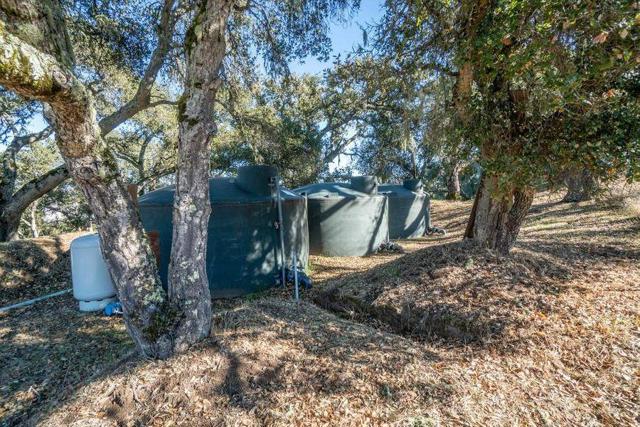 17114 Cachagua Road, Carmel Valley CA: https://media.crmls.org/mediaz/58d3b423-9928-49b1-a65f-75785cad24a0.jpg