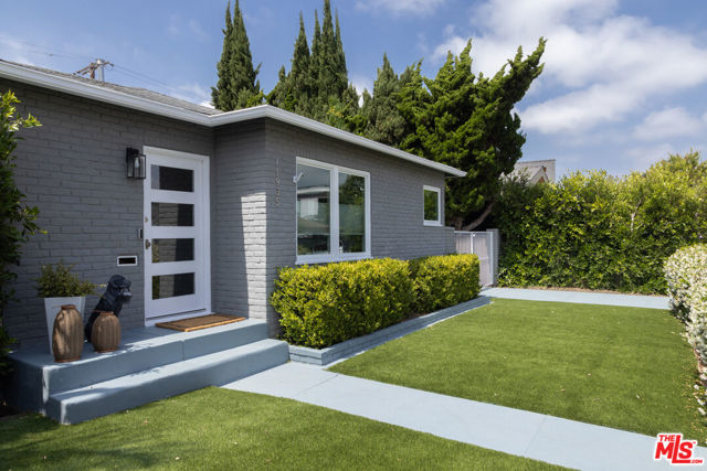 11935 Bray Street photo 3