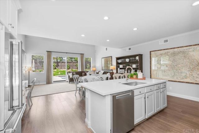 1080 Vega Way, San Marcos CA: https://media.crmls.org/mediaz/58d4f84f-609a-485f-a17c-b1b65208844b.jpg