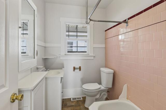 937 S 7th Street, San Jose CA: https://media.crmls.org/mediaz/58d57450-bf46-424f-bb79-32e87d2acc5c.jpg