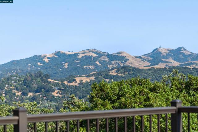 3803 Quail Ridge Road, Lafayette CA: https://media.crmls.org/mediaz/58d57518-1481-48b7-b03d-d9aee5c8ba5e.jpg