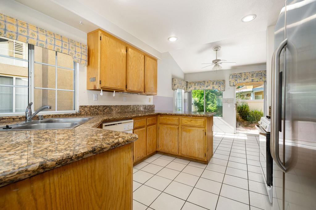 MLS #219136346PS image #8