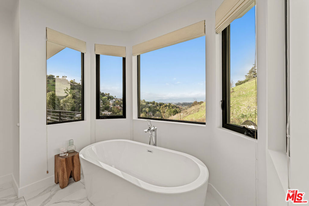 3820 Knobhill DriveSherman Oaks img 15