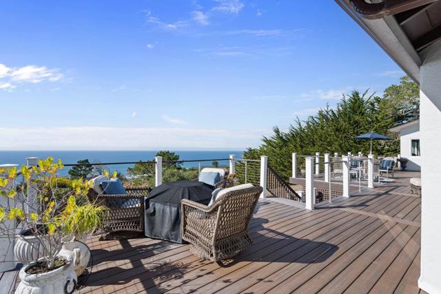 15 Mentone Road, Carmel CA: https://media.crmls.org/mediaz/58d7abea-fb21-44c2-b071-c7aeb2005941.jpg