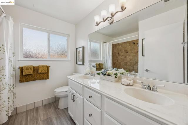 4943 Rice DR, San Jose CA: https://media.crmls.org/mediaz/58d85e1a-0abe-4157-ae0c-a65c9a914b2b.jpg
