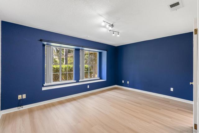 6518 Monte Fuego, Rancho Santa Fe CA: https://media.crmls.org/mediaz/58d8a927-ca7f-47f7-a078-902c141ff88d.jpg