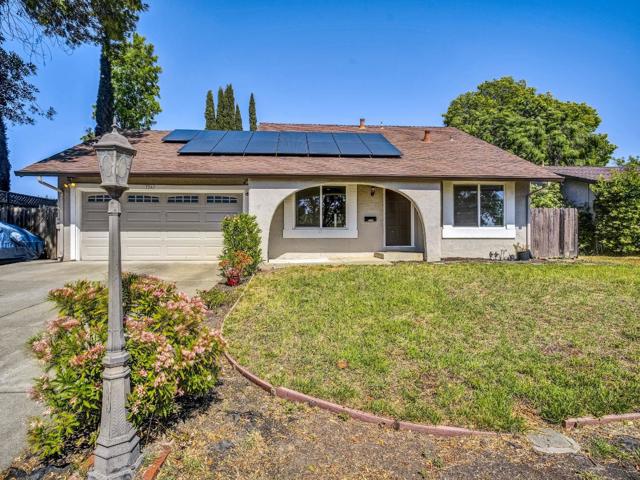 1567 Wilton Road, Livermore CA: https://media.crmls.org/mediaz/58da52ce-3c03-421d-a79e-56ac094e769c.jpg