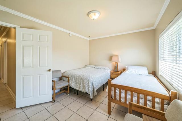 2861 Fordham Street, East Palo Alto CA: https://media.crmls.org/mediaz/58db2d62-fff4-4f53-988f-fa8719f1a221.jpg