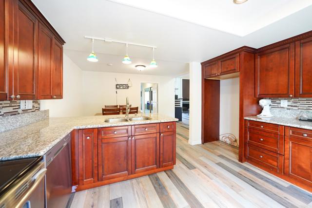 15719 Davis Cup Lane, Ramona CA: https://media.crmls.org/mediaz/58dcd3d8-a135-4eda-bdb1-8fd29b7805dd.jpg